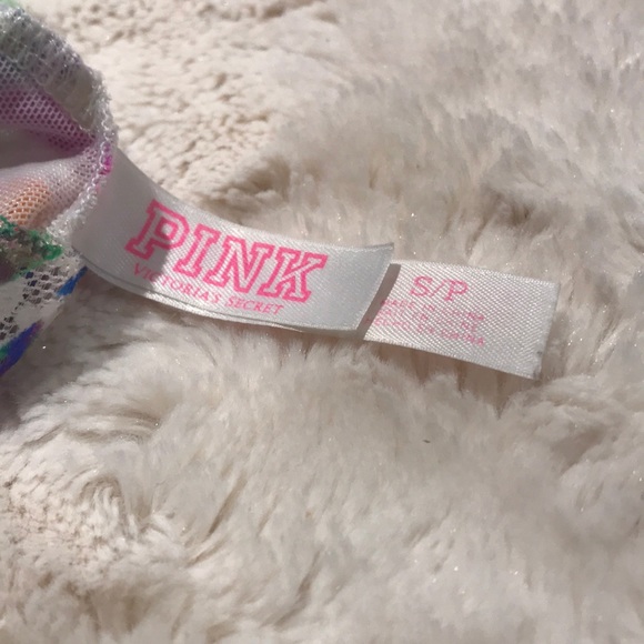 Victoria’s Secret pink bra let - Picture 4 of 4